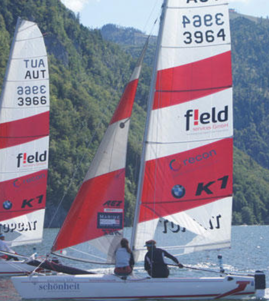Katamaran TopCat K1 Regatta Östereich Binnen Bild 1